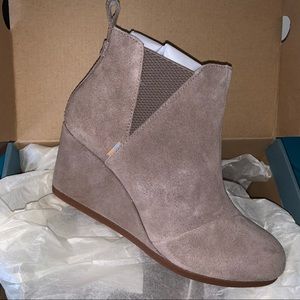 COPY - TOMS Kelsey wedge boots 7 1/2